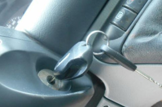 Etrier avant gauche (freinage) PEUGEOT 806