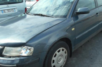 Porte arriere droit VOLKSWAGEN PASSAT 4