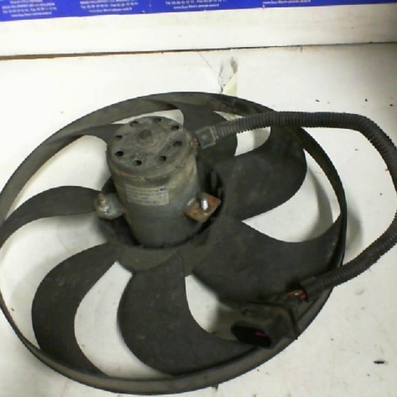 Moto ventilateur radiateur VOLKSWAGEN GOLF 4 Photo n°1