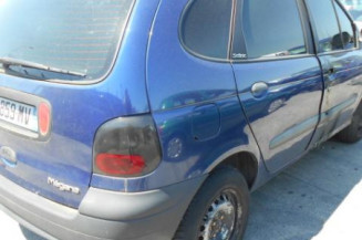 Amortisseur avant droit RENAULT SCENIC 1