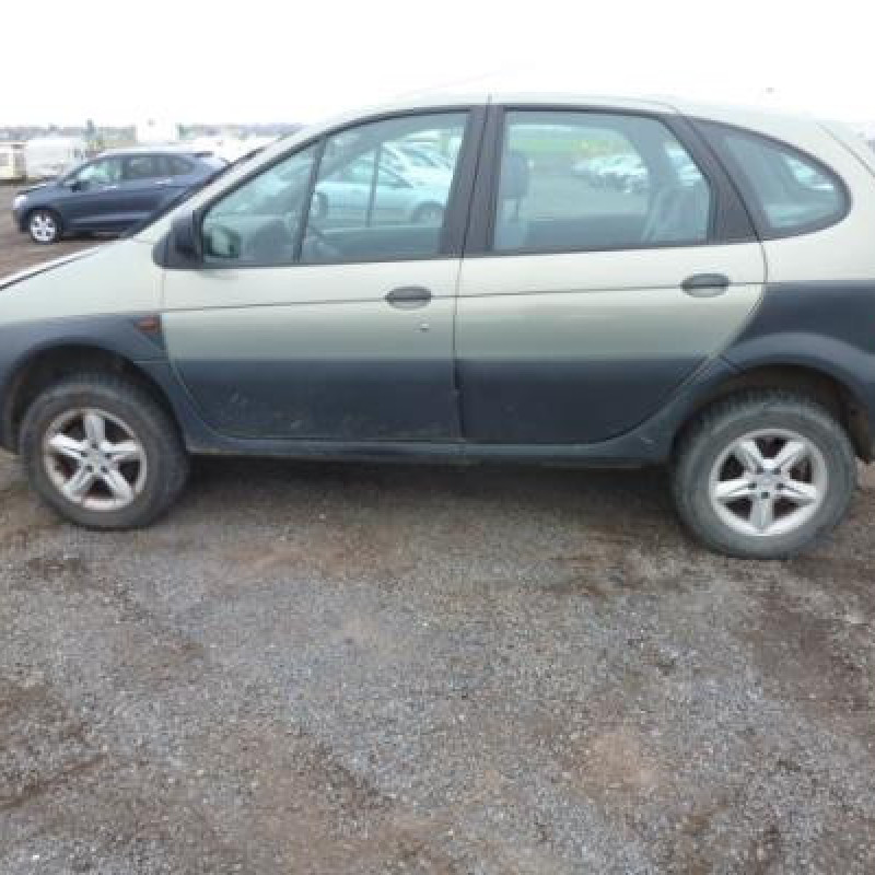 Bloc ABS (freins anti-blocage) RENAULT SCENIC 1 Photo n°9