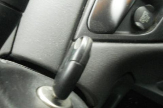 Traverse superieure FORD FOCUS 1