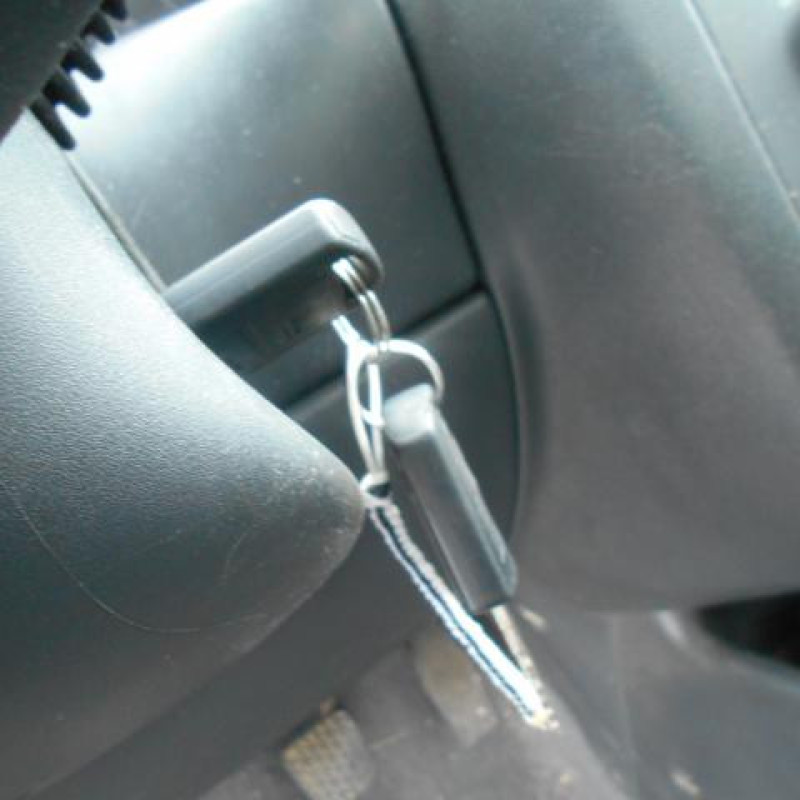 Pivot de moyeu avant gauche OPEL CORSA C Photo n°9