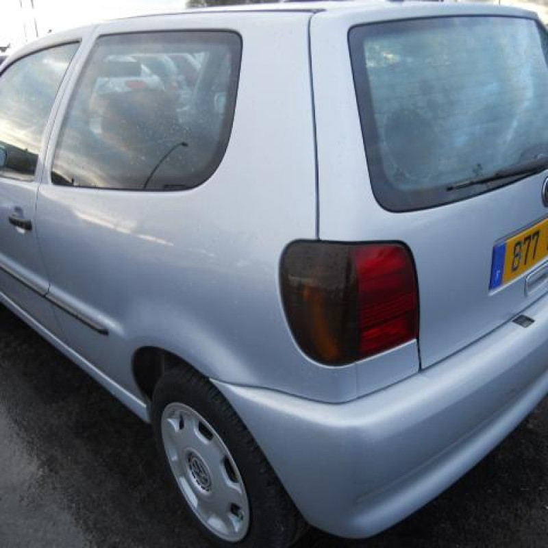 Cremaillere assistee VOLKSWAGEN POLO 3 Photo n°6