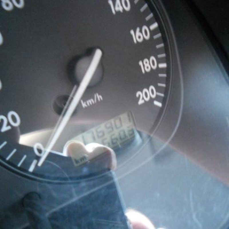 Cremaillere assistee VOLKSWAGEN POLO 3 Photo n°10