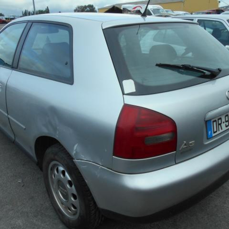 Retroviseur gauche AUDI A3 1 Photo n°8