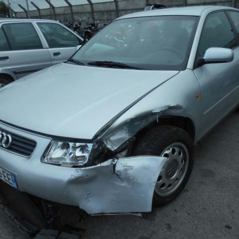 Moto ventilateur radiateur AUDI A3 1 Photo n°3