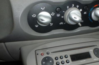 Poignee interieur avant droit RENAULT TWINGO 2