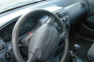 Porte avant gauche FORD ESCORT 6
