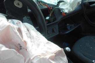 Serrure avant droit SEAT IBIZA 4