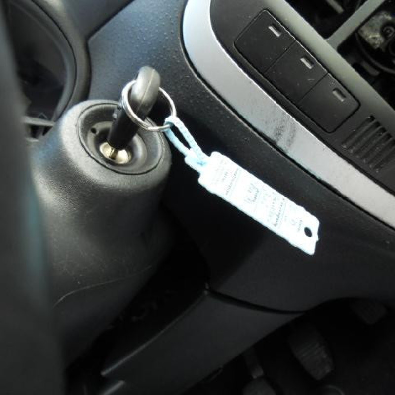 Leve vitre electrique avant droit CITROEN C2 Photo n°9