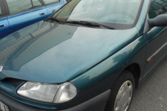 Cremaillere assistee RENAULT LAGUNA 1