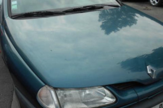 Cremaillere assistee RENAULT LAGUNA 1