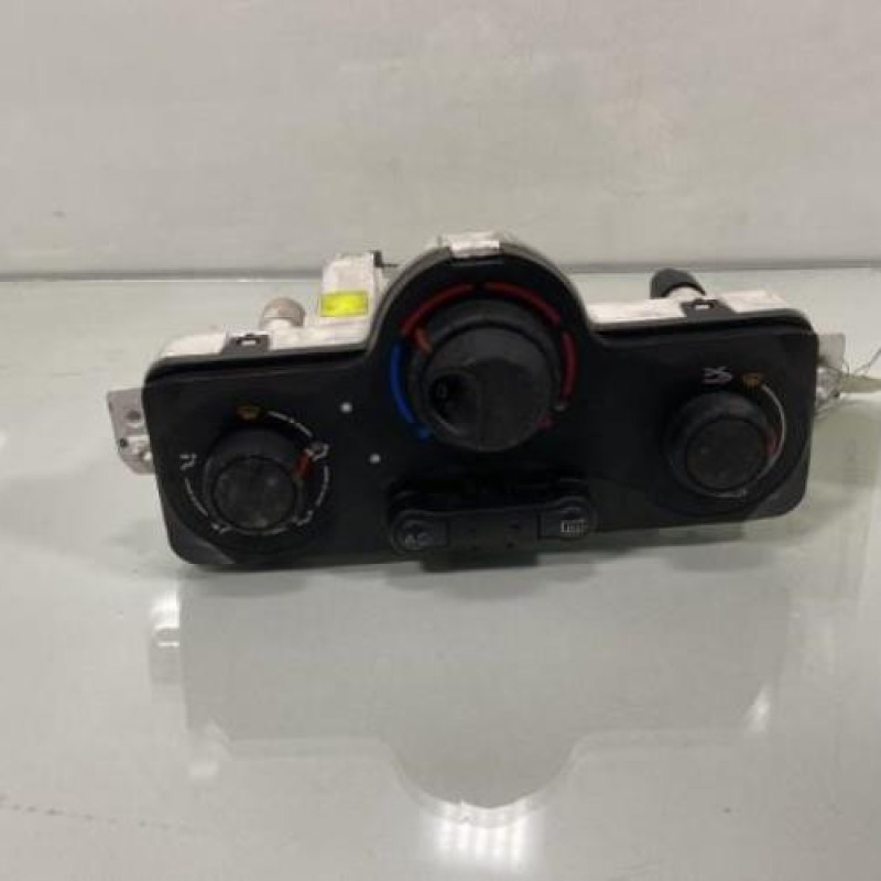 Commande chauffage RENAULT CLIO 3 Photo n°1