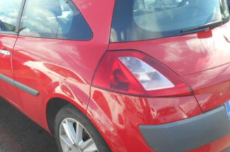 Charniere de capot RENAULT MEGANE 2