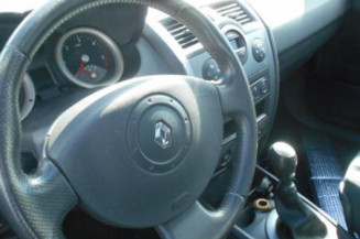 Charniere de capot RENAULT MEGANE 2