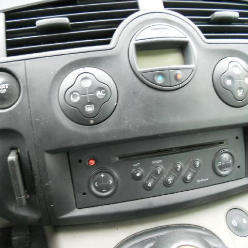 Eclairage de plafonnier RENAULT SCENIC 2 Photo n°8