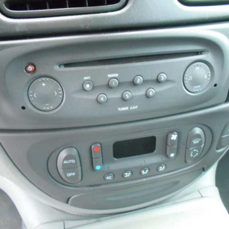 Etrier avant gauche (freinage) RENAULT SCENIC 1 Photo n°9
