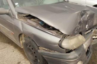 Retroviseur droit RENAULT LAGUNA 1