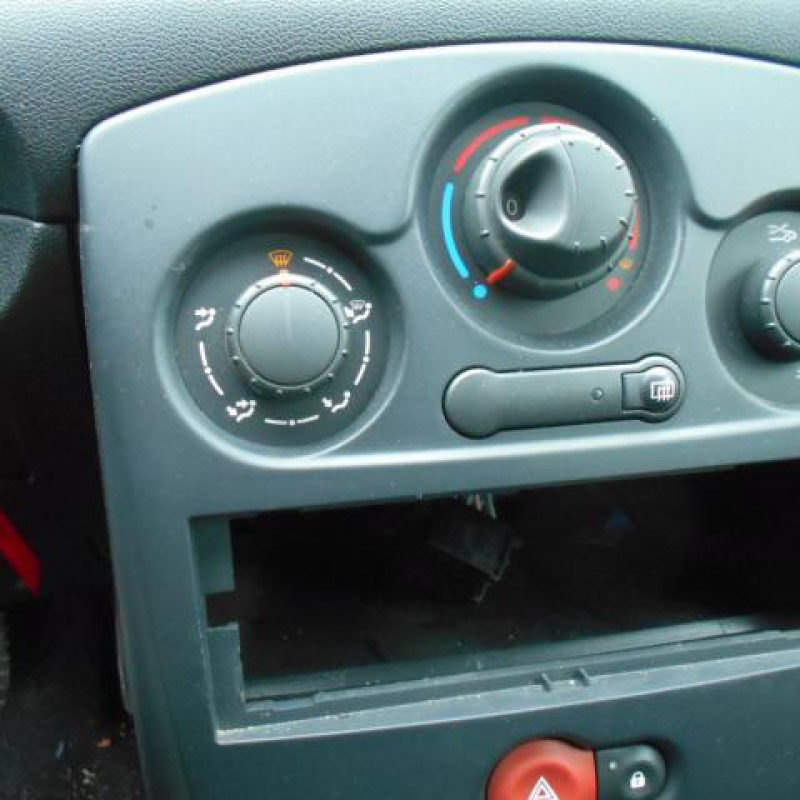 Boite a gants RENAULT CLIO 3 Photo n°10