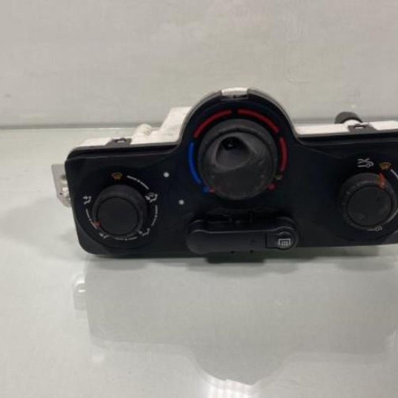 Commande chauffage RENAULT CLIO 3 Photo n°1