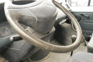 Traverse superieure RENAULT TRAFIC 1
