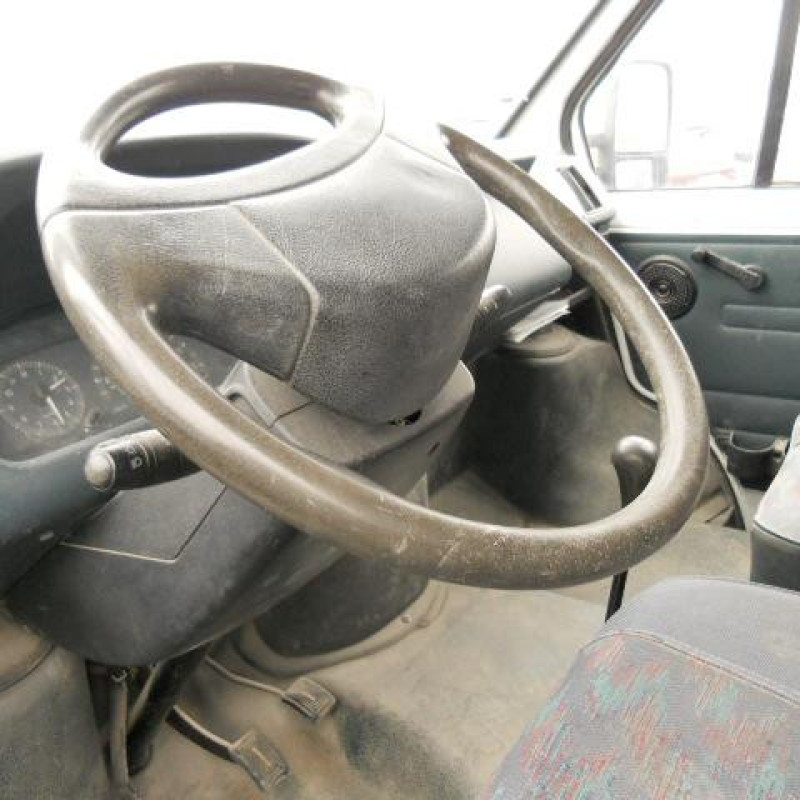 Traverse superieure RENAULT TRAFIC 1 Photo n°7