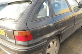 Cremaillere assistee OPEL ASTRA F