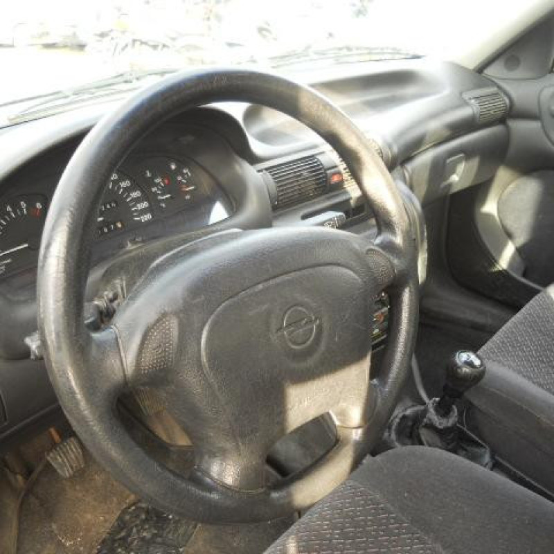 Cremaillere assistee OPEL ASTRA F Photo n°6