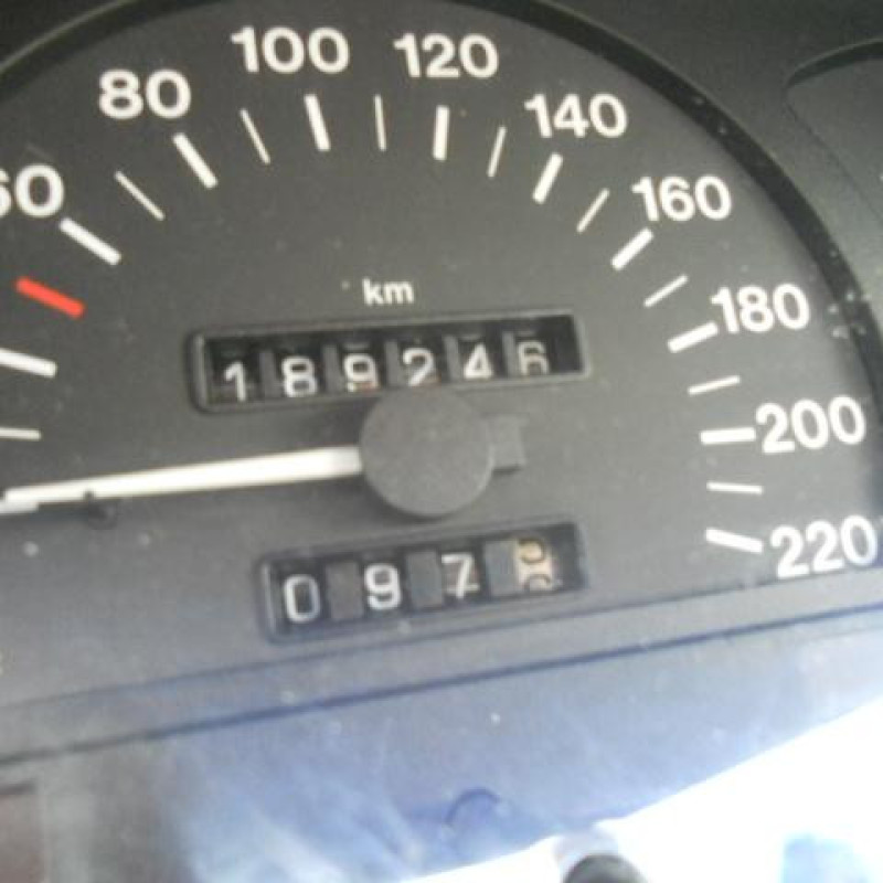Cremaillere assistee OPEL ASTRA F Photo n°9