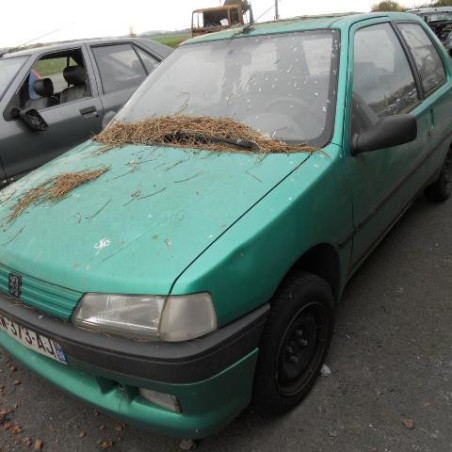 Cremaillere assistee PEUGEOT 106