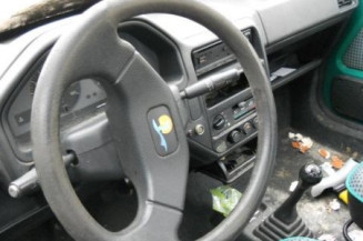 Cremaillere assistee PEUGEOT 106