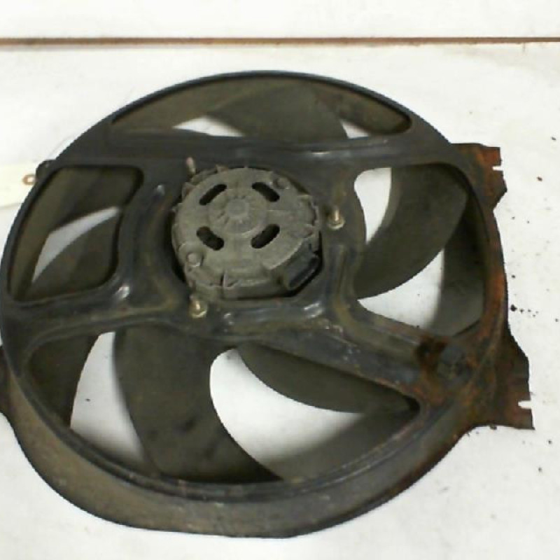 Moto ventilateur radiateur RENAULT R19 Photo n°1