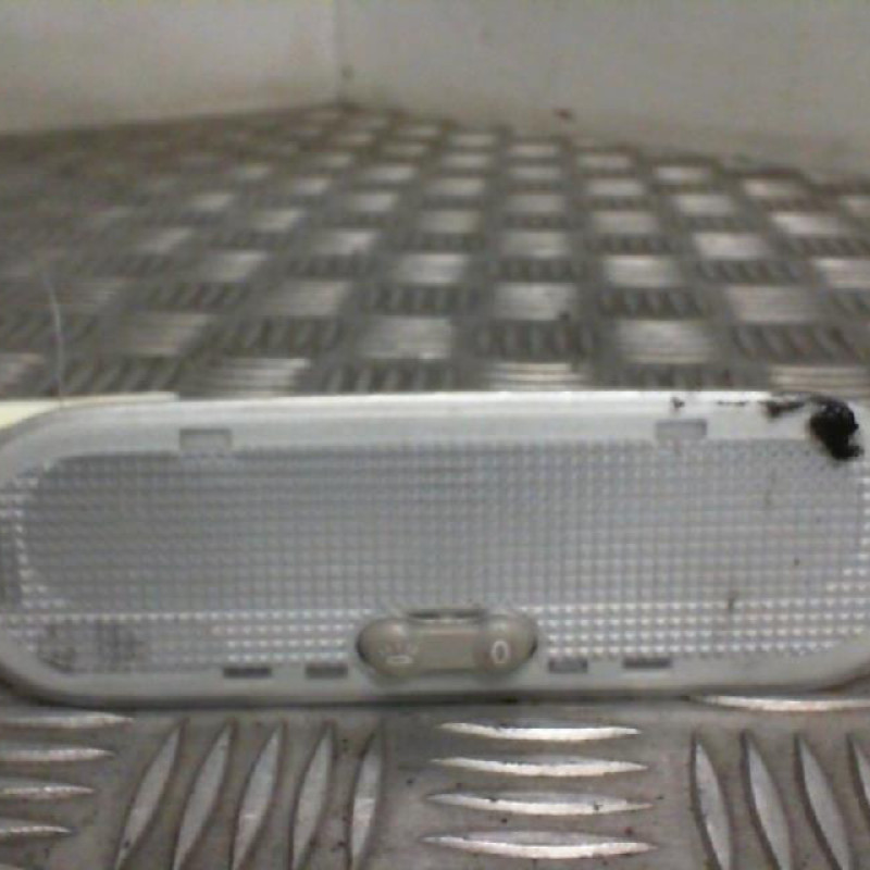 Eclairage de plafonnier RENAULT CLIO 3 Photo n°1