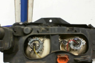 Optique avant principal gauche (feux)(phare) RENAULT LAGUNA 1
