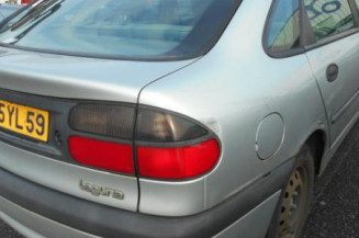 Optique avant principal gauche (feux)(phare) RENAULT LAGUNA 1