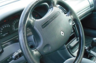 Optique avant principal gauche (feux)(phare) RENAULT LAGUNA 1