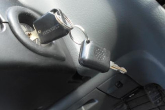 Optique avant principal gauche (feux)(phare) RENAULT LAGUNA 1