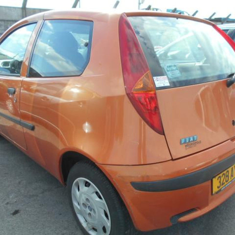 Cremaillere assistee FIAT PUNTO 2 Photo n°5