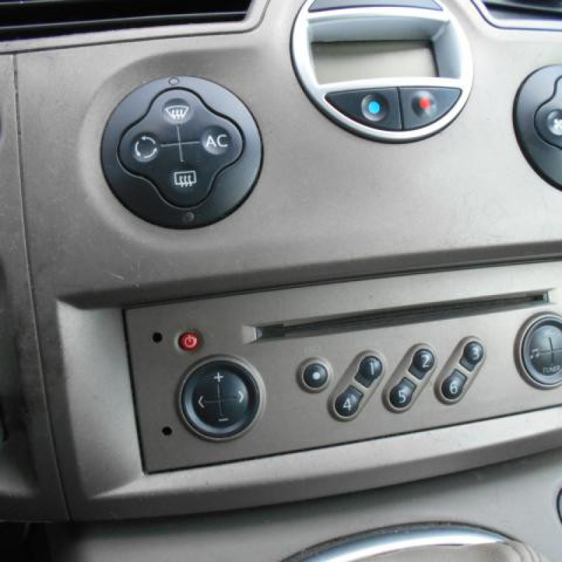 Commande chauffage RENAULT SCENIC 2 Photo n°10