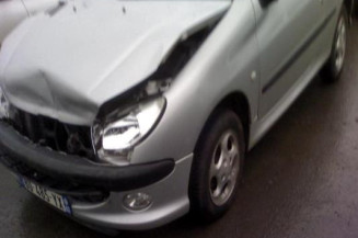 Bras essuie glace avant droit PEUGEOT 206