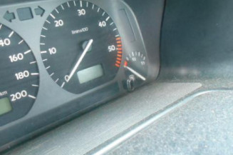Leve vitre mecanique avant droit VOLKSWAGEN GOLF 3