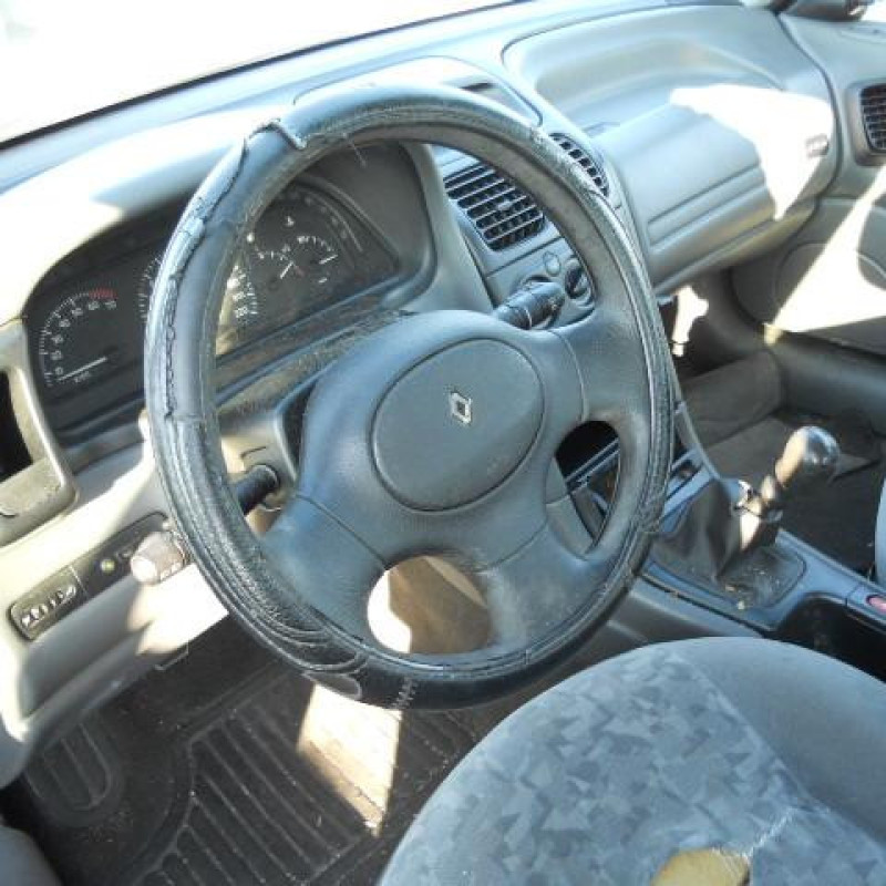 Optique avant secondaire gauche (feux)(clignotant) RENAULT LAGUNA 1 Photo n°7