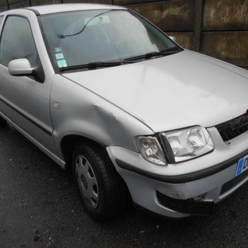Feu arriere principal droit (feux) VOLKSWAGEN POLO 3 Photo n°5