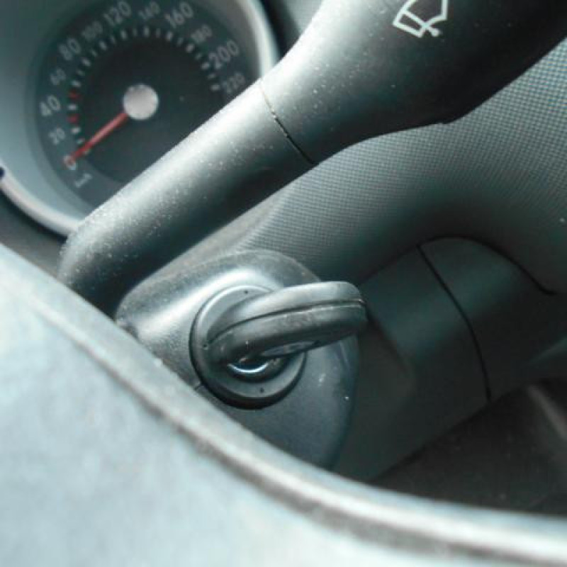 Eclairage de plafonnier VOLKSWAGEN POLO 3 Photo n°11