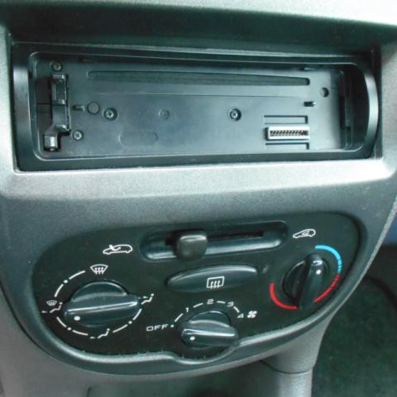 Bras essuie glace avant droit PEUGEOT 206 Photo n°8