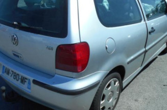 Bras essuie glace avant droit VOLKSWAGEN POLO 3