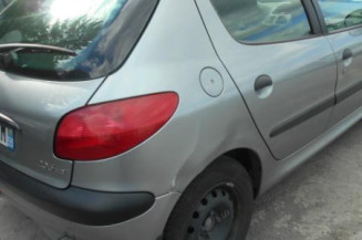 Bras essuie glace avant droit PEUGEOT 206