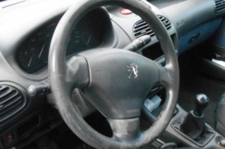 Bras essuie glace avant droit PEUGEOT 206