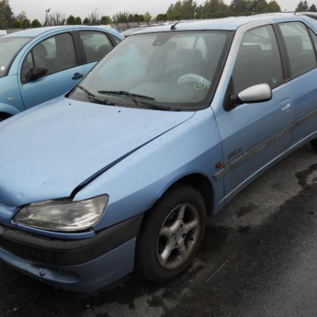 Bras essuie glace avant droit PEUGEOT 306